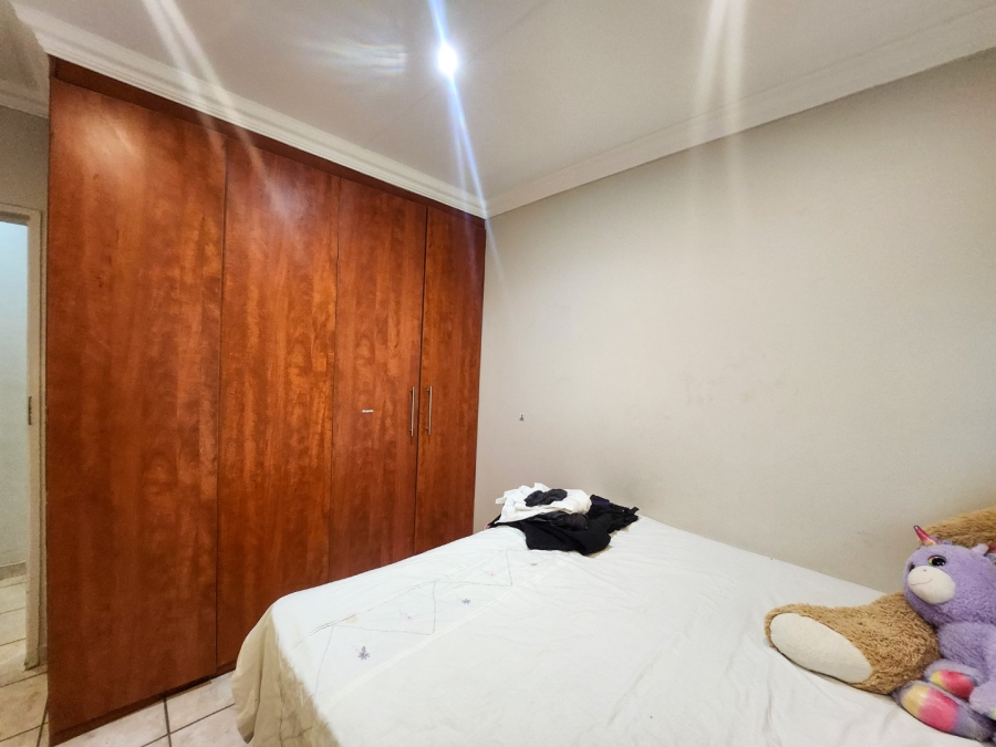 2 Bedroom Property for Sale in Flamwood North West